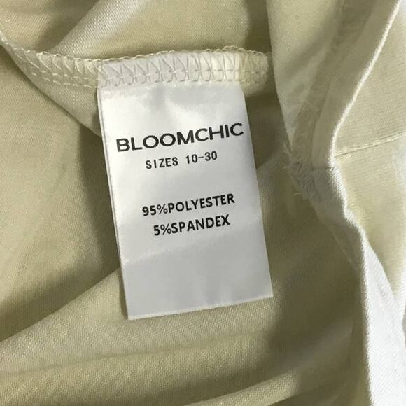 BLOOMCHIC 18-20 2X plus cream knit insert short sleeve tshirt top NWT  B119 - Picture 6 of 6